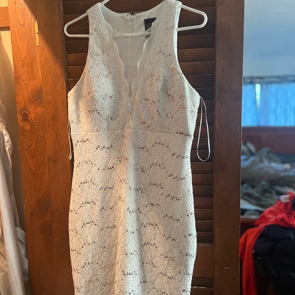 Elegant White Lace Dress
